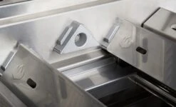 Napoleon Prestige Pro 825-3 Edelstahl Gasgrill Inkl. Drehspieß Und Bodenbeleuchtung - Modell 2023 - SMART Deal Inkl. Grillfürst Grill Control Mit Companion Device Und Einstichthermometer -Napoleon Napoleon Prestige Pro SearPlates Brennerabdeckung 02