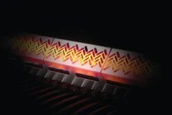 Napoleon Rogue SE 525 Gasgrill - All-black - Grillfürst Edition Inkl. Abdeckhaube - SMART Deal Inkl. Grillfürst Grill Control - Modell 2022 -Napoleon Napoleon Rogue SE Backburner Heckbrenner glow